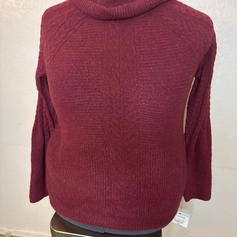 Burgundy marl turtleneck sweater with cable knit detail